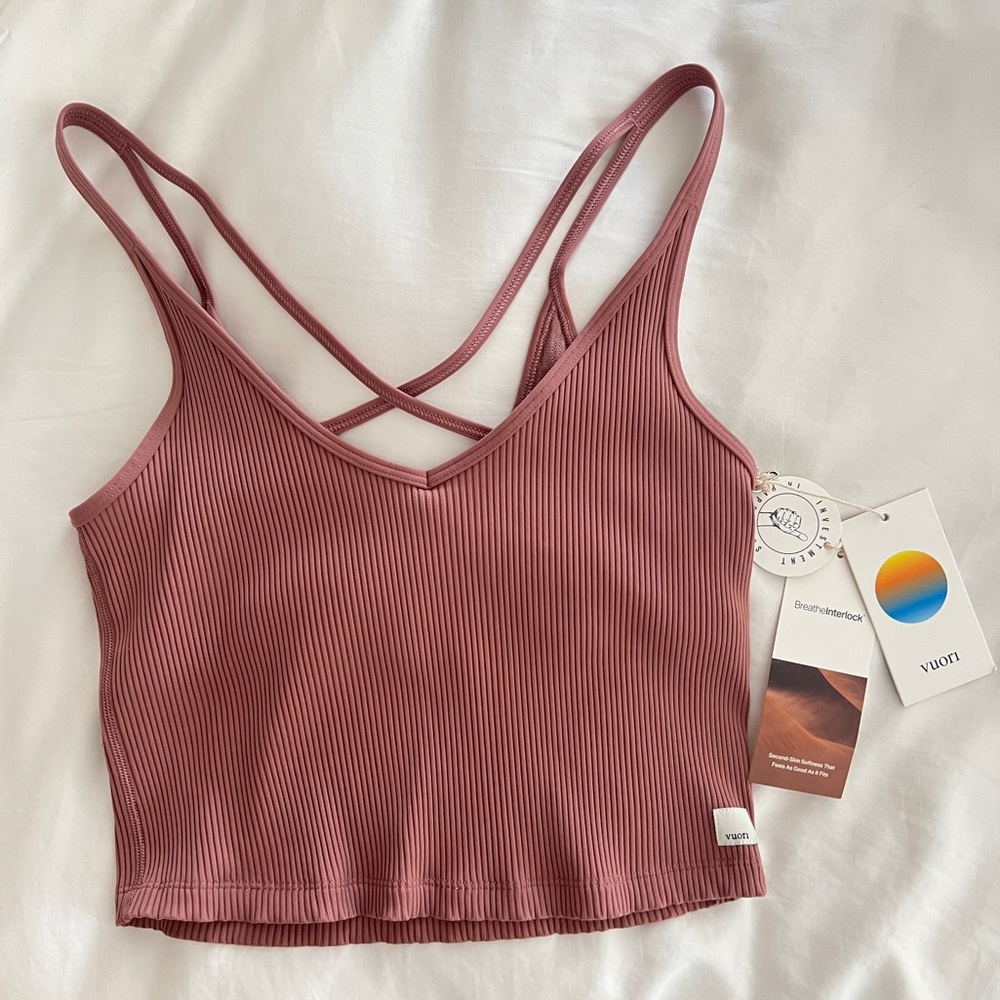 NWT Vuori Rib Crop Tank Sz. M